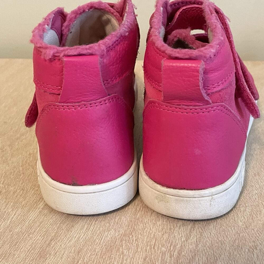 UGG Rennon II High Top Sneaker - Picture 3 of 10